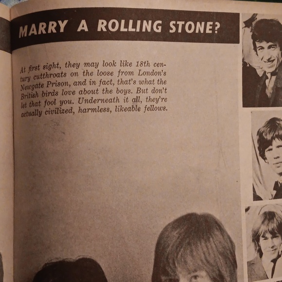 THE ROLLING STONES MAGAZINE - Picture 12 of 13